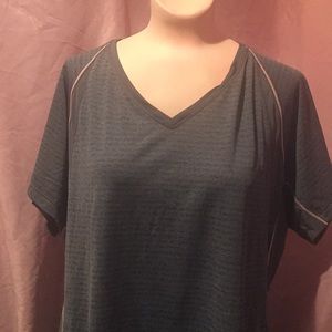 KIRKLAND Signature Active polyester shirt size XXL